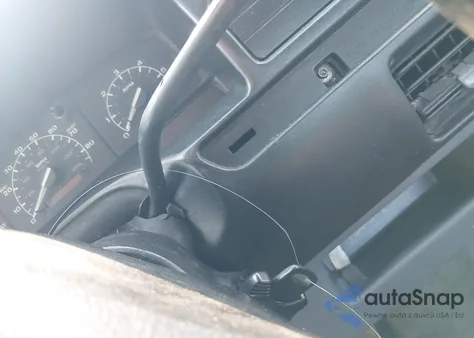 1993 Ford F150 z USA, uszkodzony, nr VIN 1FTCF15N8PKA76229